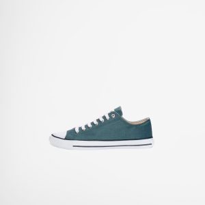 Classic Low Sneakers